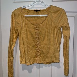 Cropped american eagle shirt